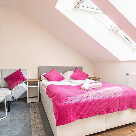 Airy Attic Apt.: Stylish Studio At Penzing Area Vídeň Exteriér fotografie